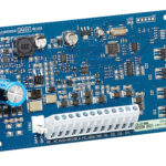 DSC HSM2204 PowerSeries Neo захранващ модул с PGM изходи за повишен ток